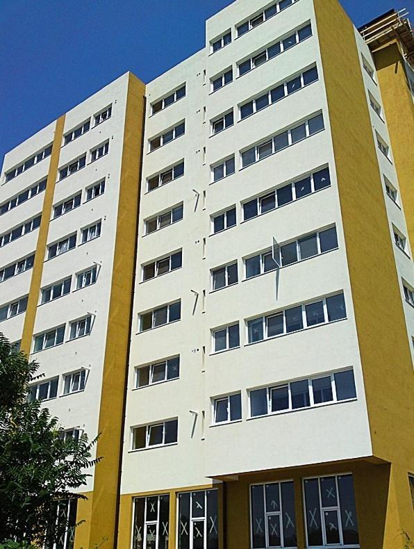 Iulius Loft Apartment Iasi Bagian luar foto