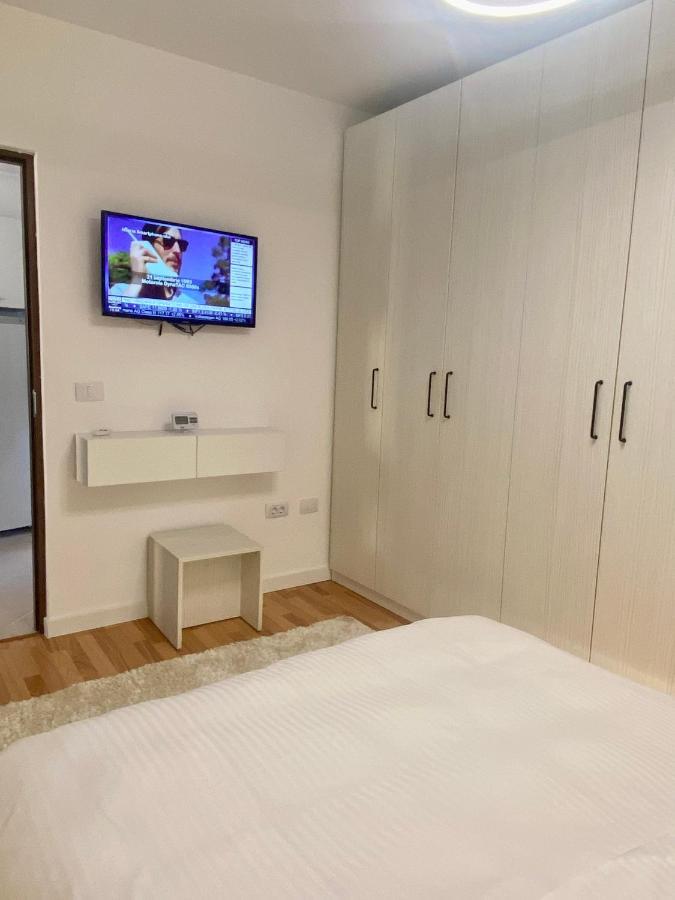 Iulius Loft Apartment Iasi Bagian luar foto