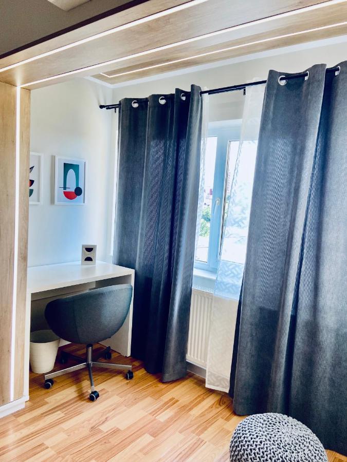 Iulius Loft Apartment Iasi Bagian luar foto